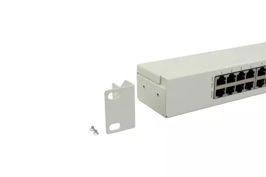 Adattatore PoE RACK 19'' a 8 porte con LCD