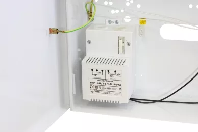 Alloggiamento Pulsar AWO009 per pannelli di controllo con trasformatore
