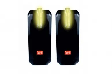 BFT 2600815 Set di fotocellule con semaforo integrato, universale THEA A15 O.PF UNI