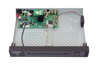Hikvision DS-7204HQHI-SH/A(EU)(B) Rejestrator Turbo HD