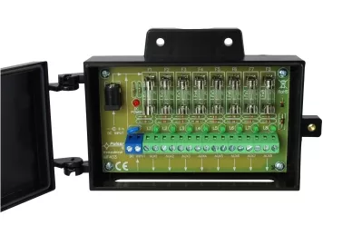 Module de fusibles dans le boîtier Pulsar AWZ 591 8x F1,0A