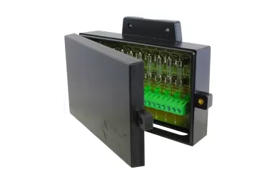 Module de fusibles dans le boîtier Pulsar AWZ 591 8x F1,0A