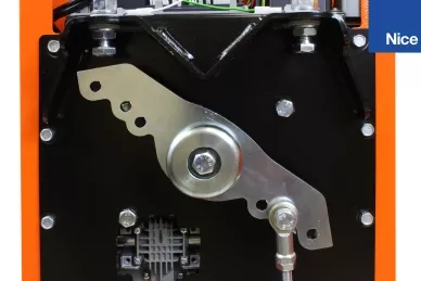 Nice M5BAR elektromechaniczny szlaban do 5m