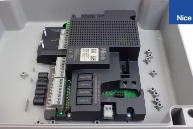 Nice MC800 buttons, receiver connector: