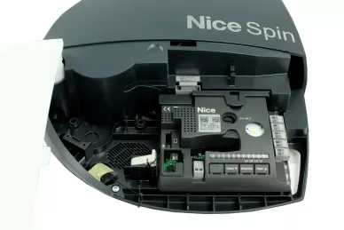 Nice SPIN40R10 Antrieb für Garagentore 1000 N, Riemen, Schiene 3 x 1 m