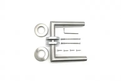 PSG 63.402 Poignée PALERMO droite avec plaque ronde en acier inoxydable