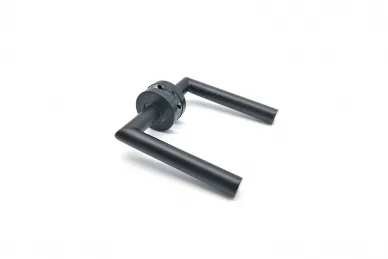 PSG 63.413 Poignée MODENA noire droite avec plaque ronde