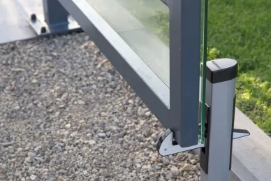 PSG LO.UNDER-GATE CATCHER Unterer Torflügelhalter, einstellbar für Profile von 40-60 mm