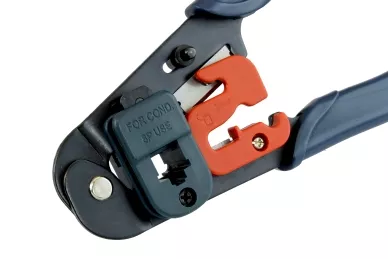 RJ45 Crimpzange mit Verriegelung