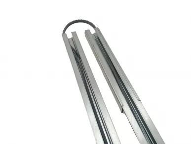 Somfy 9013816 Zweiteilige 2,9-m-Schiene mit Gurt