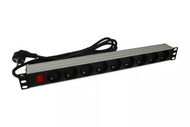 Steckdosenleiste für 19''-Rack - 9 Steckdosen mit Schalter