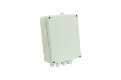 Switch PoE Pulsar SG64H mit Stromversorgung für bis zu 4 IP-Kameras in einem Gehäuse