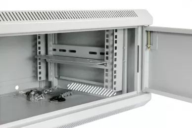 Szafa RACK 19'' 4U 400mm widok wnętrza