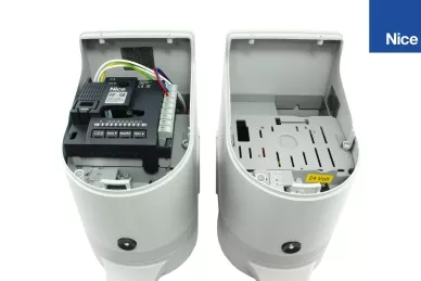 Wnętrze napedu, centrala POA3R10: