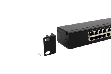 Adattatore PoE RACK 19'' a 8 porte con LCD