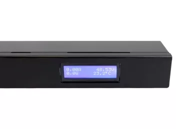 Adattatore PoE RACK 19'' a 8 porte con LCD
