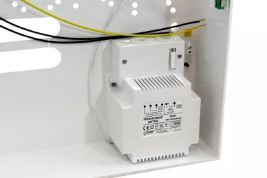 Alloggiamento Pulsar AWO256 per pannelli di controllo SATEL con trasformatore