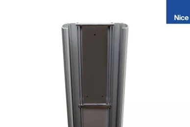 Montaż adaptera w kolumnie MOCF2: