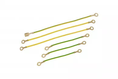 Set of grounding cables to enclosures