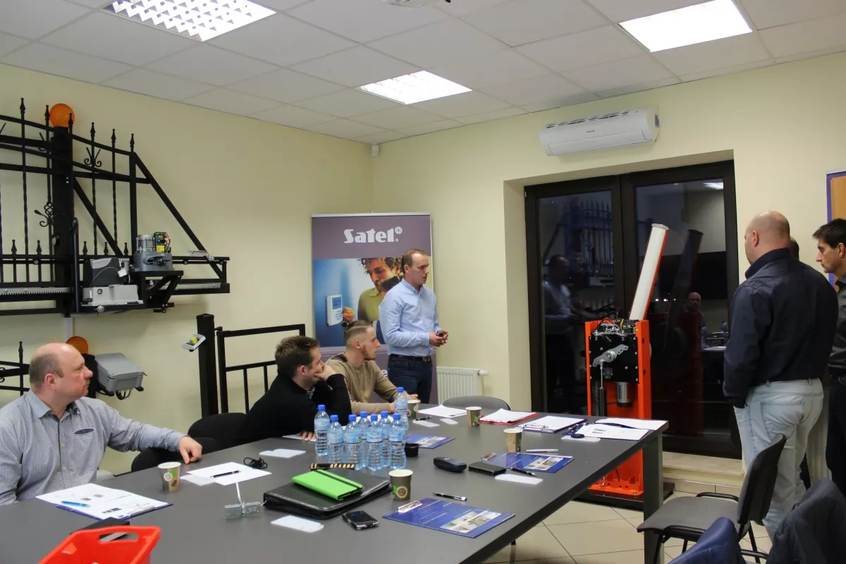 08.12.2015 - 09.12.2015 Szkolenie licencyjne podstawowe - Automatyka do bram Nice