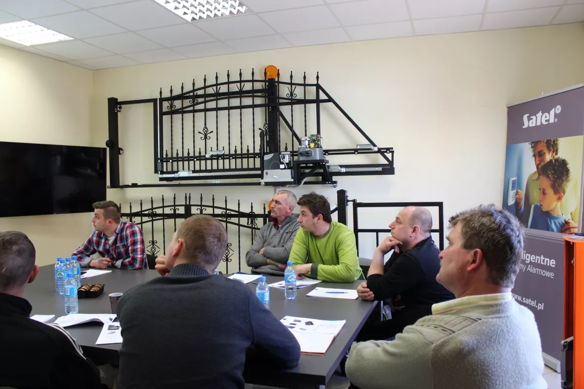 24.03.2016 Szkolenie licencyjne zaawansowane-Automatyka do bram Nice