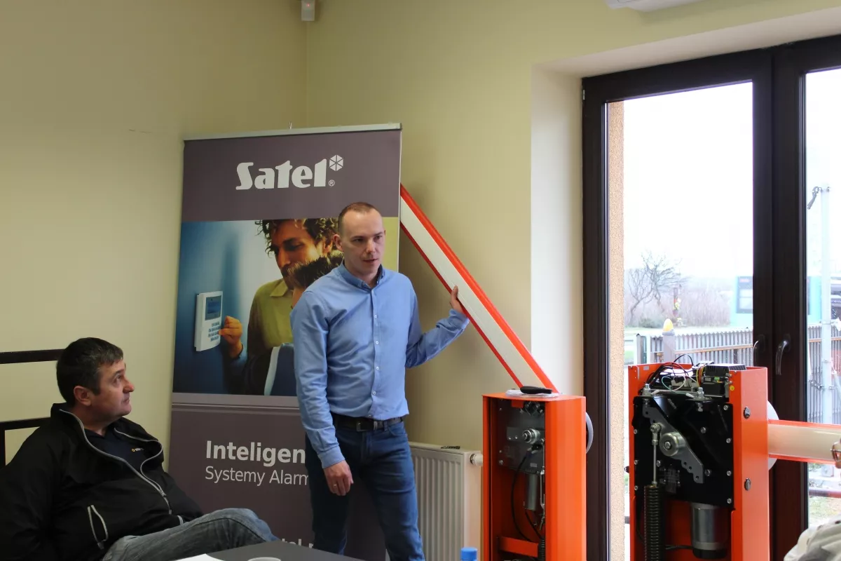 30.03.2016 - 31.03.2016 Szkolenie licencyjne podstawowe-Automatyka do bram Nice