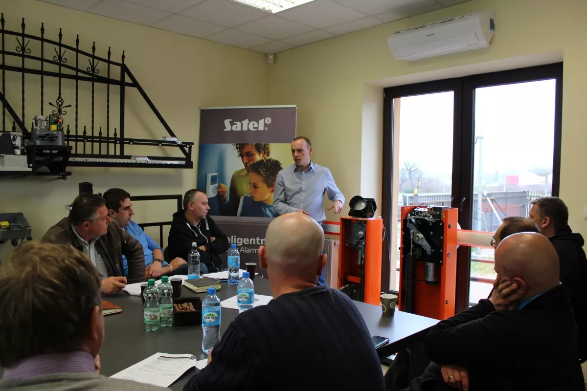 14.04.2016 Szkolenie licencyjne zaawansowane-Automatyka do bram Nice