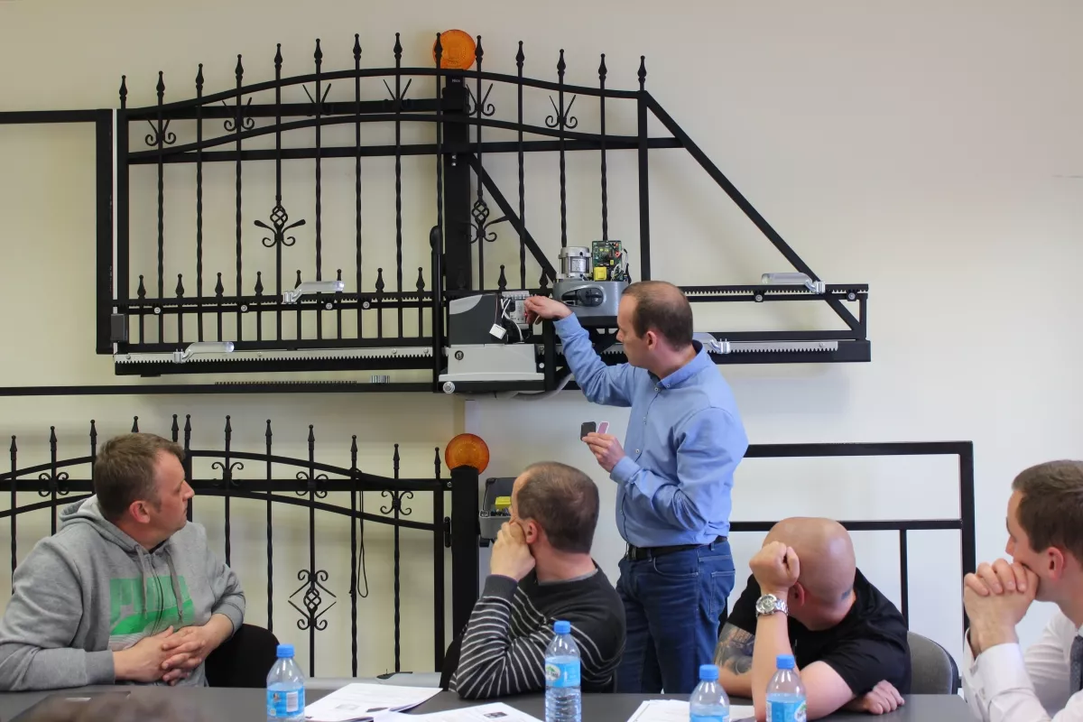 05.05.2016 - 06.05.2016 Szkolenie licencyjne podstawowe-Automatyka do bram Nice