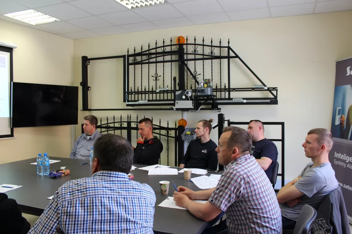 12.05.2016 Szkolenie licencyjne zaawansowane-Automatyka do bram Nice