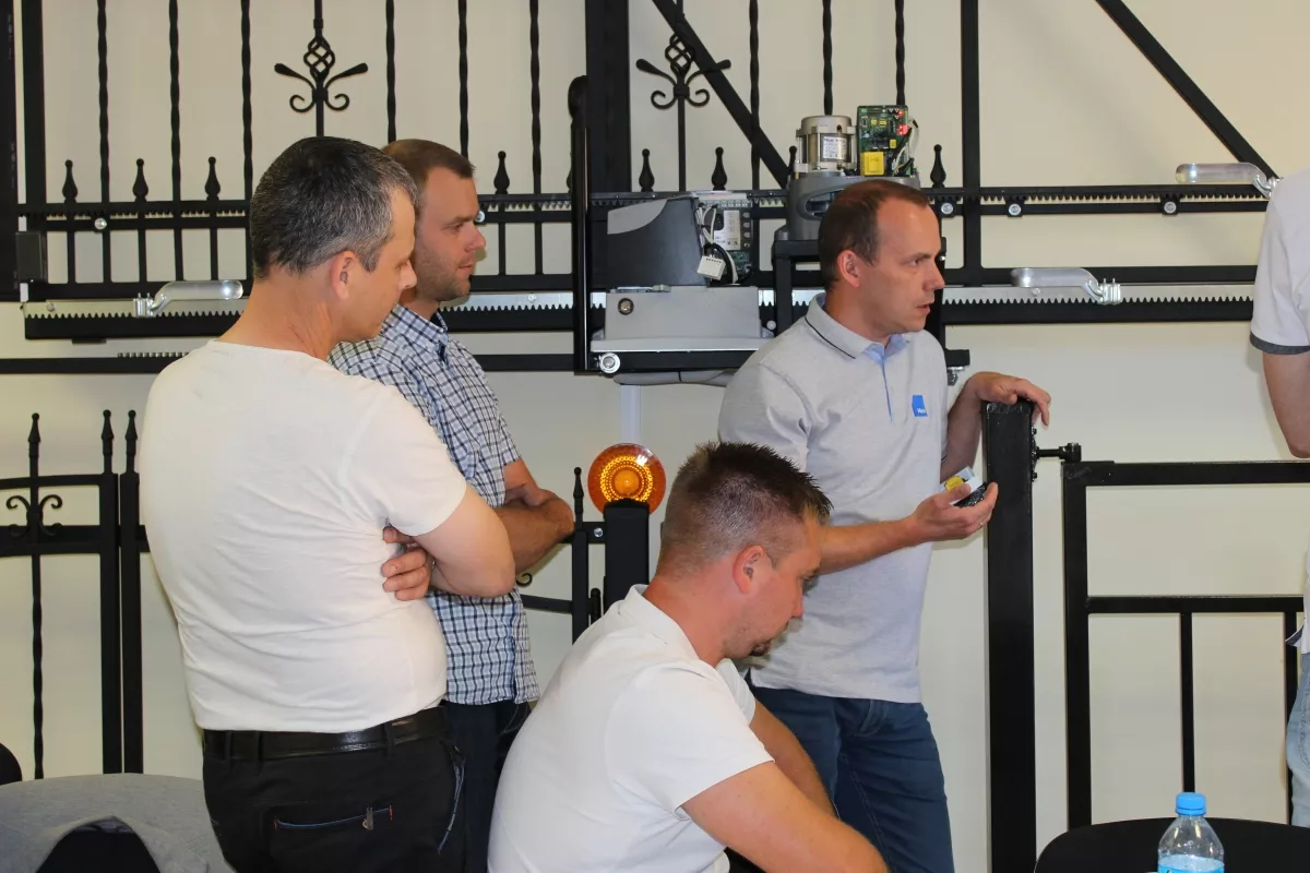 07.06.2016 - 08.06.2016 Szkolenie licencyjne podstawowe-Automatyka do bram Nice