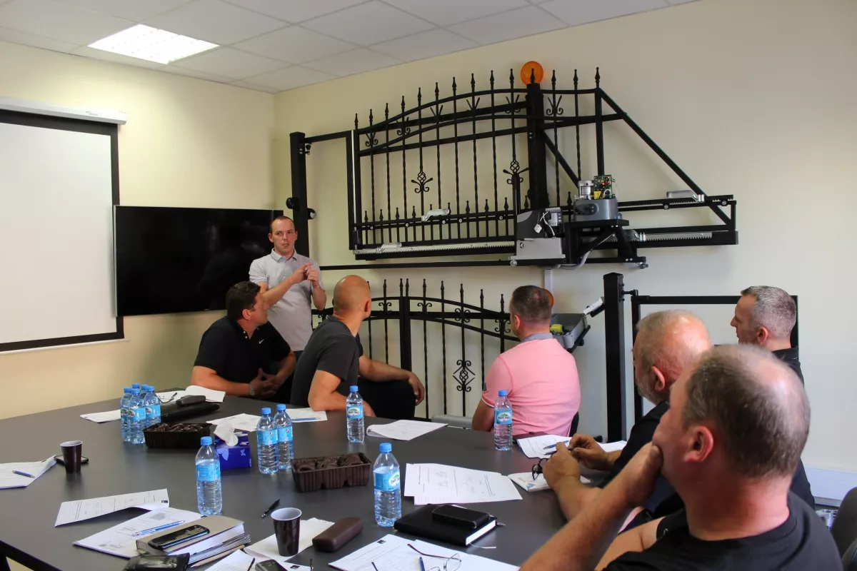 15.06.2016 - 16.06.2016 Szkolenie licencyjne podstawowe-Automatyka do bram Nice