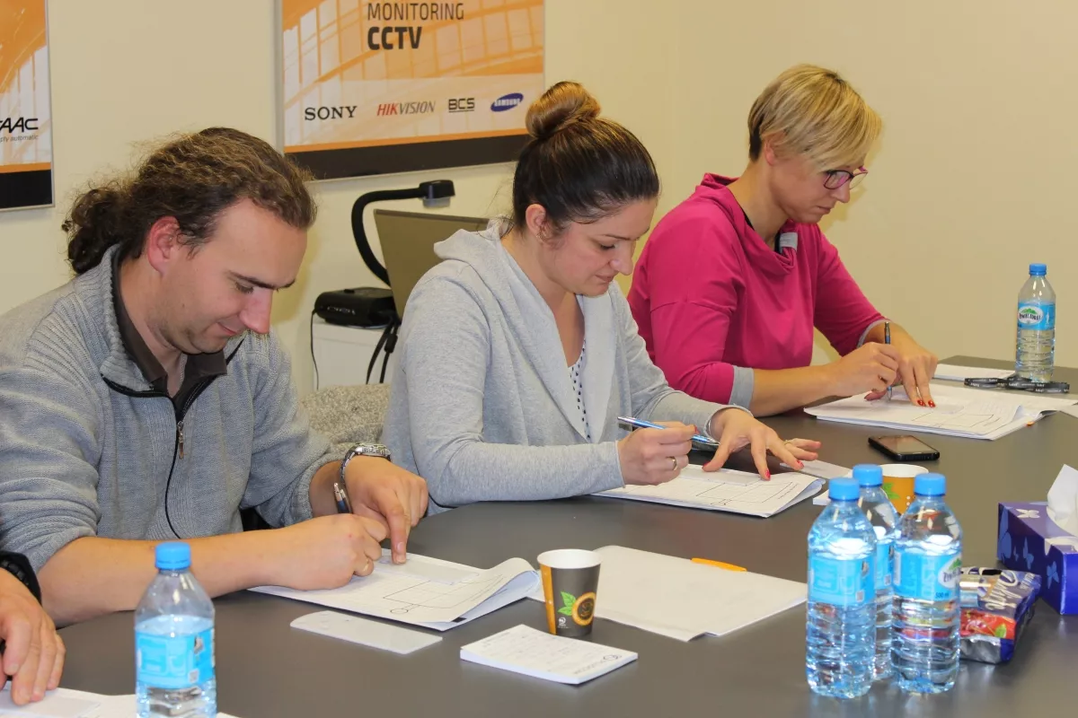 16.11.2016 - 17.11.2016 Szkolenie licencyjne podstawowe-Automatyka do bram Nice