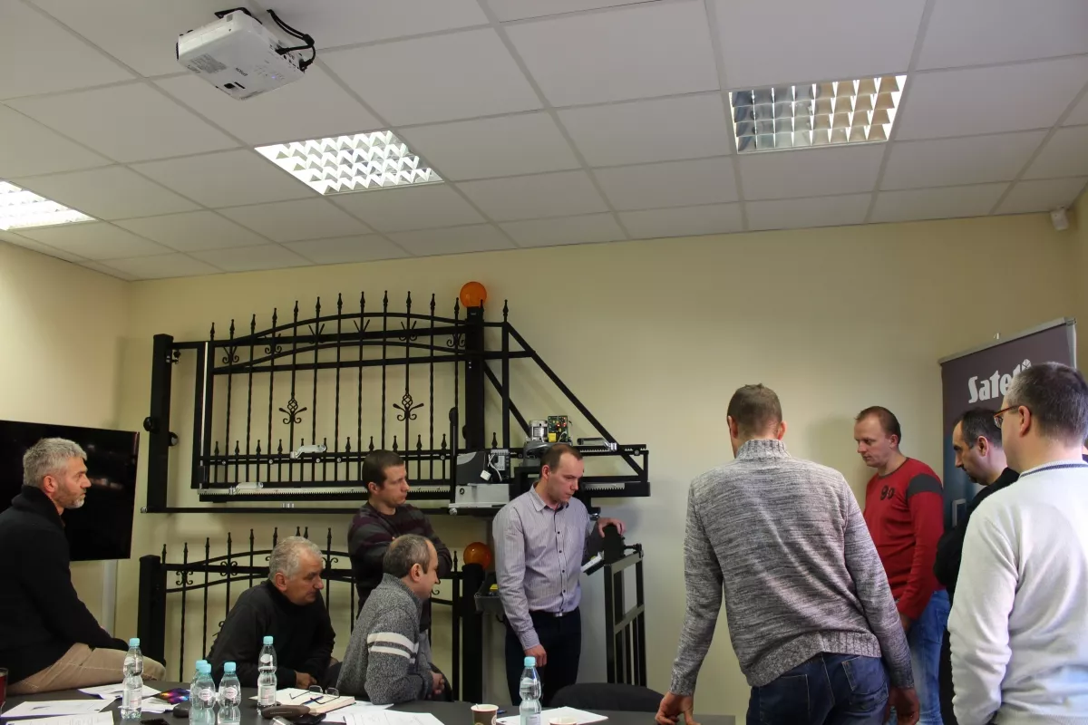 14.01.2016 - 15.01.2016 Szkolenie licencyjne podstawowe- Automatyka do bram Nice