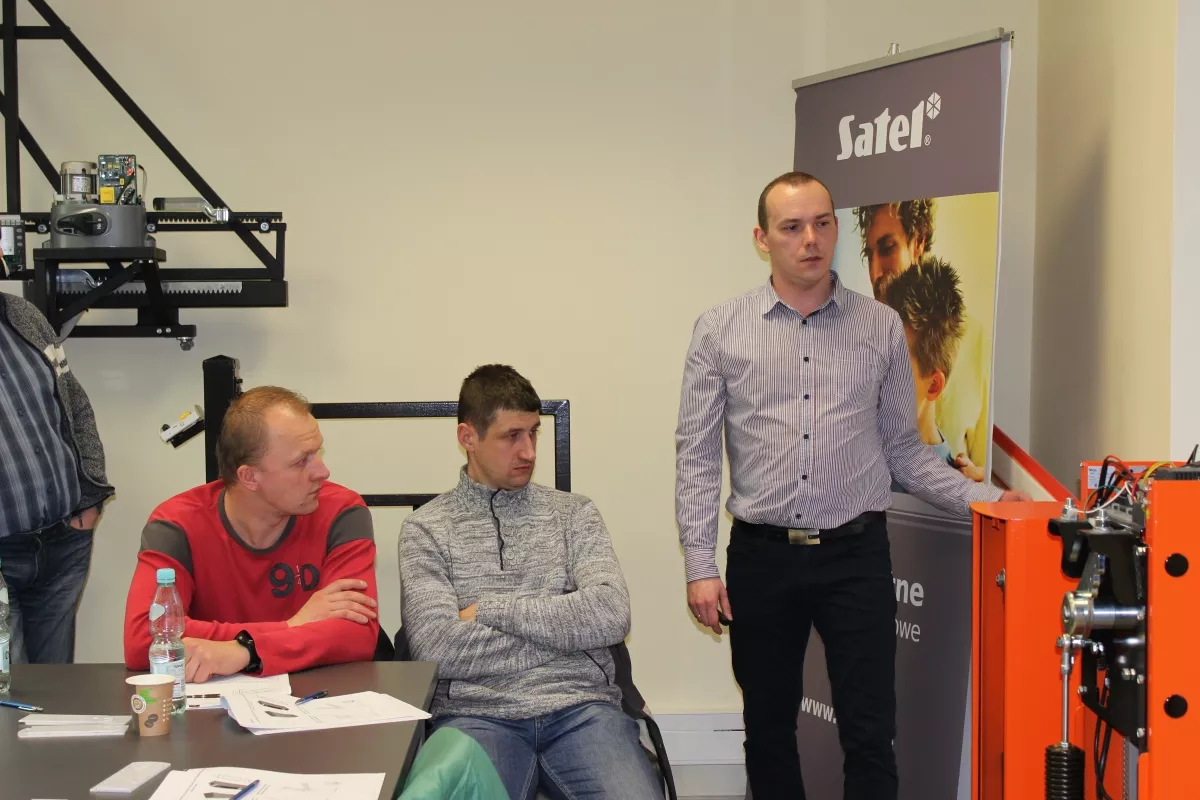 14.01.2016 - 15.01.2016 Szkolenie licencyjne podstawowe- Automatyka do bram Nice
