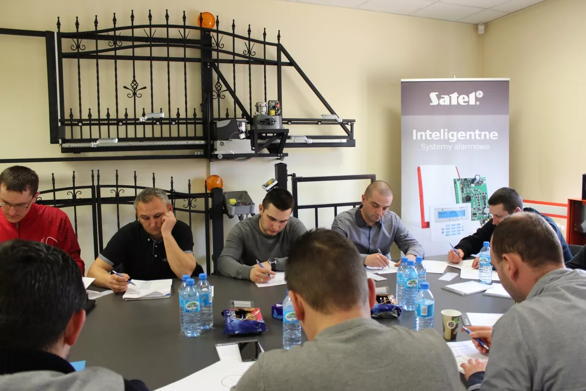 14 - 15.03.2017 Szkolenie licencyjne podstawowe-Automatyka do bram Nice