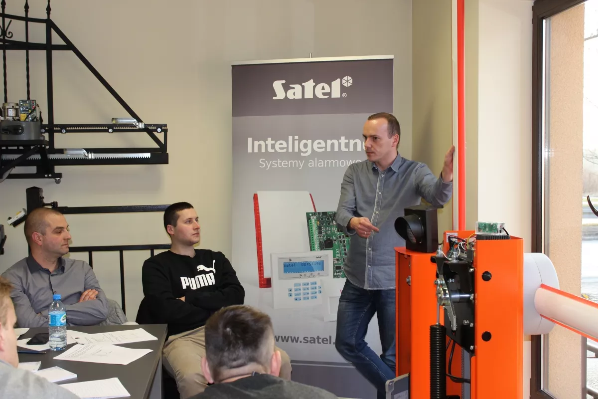 14 - 15.03.2017 Szkolenie licencyjne podstawowe-Automatyka do bram Nice