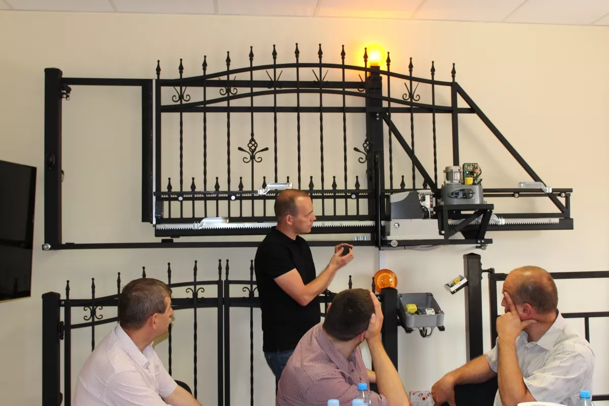 27 - 28.06.2017 Szkolenie licencyjne podstawowe - Automatyka do bram Nice