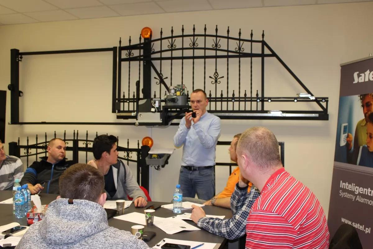 27.01.2016 - 28.01.2016 Szkolenie licencyjne podstawowe- Automatyka do bram Nice