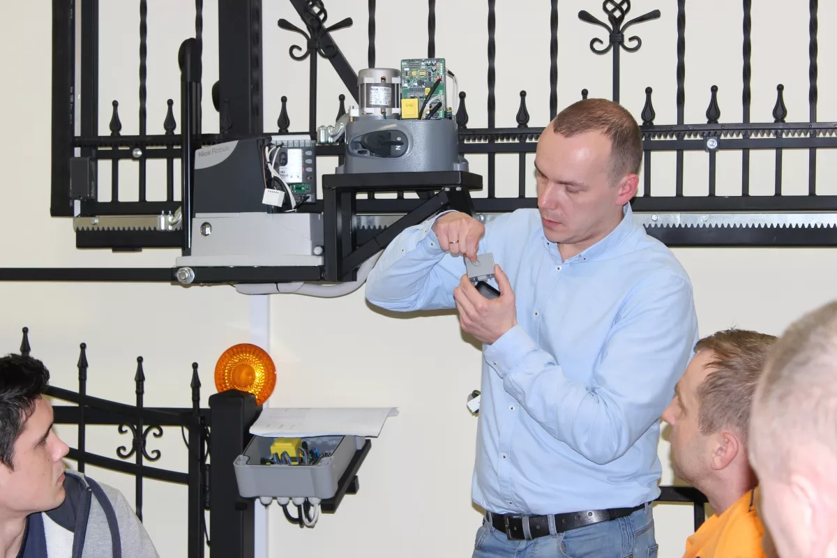 27.01.2016 - 28.01.2016 Szkolenie licencyjne podstawowe- Automatyka do bram Nice