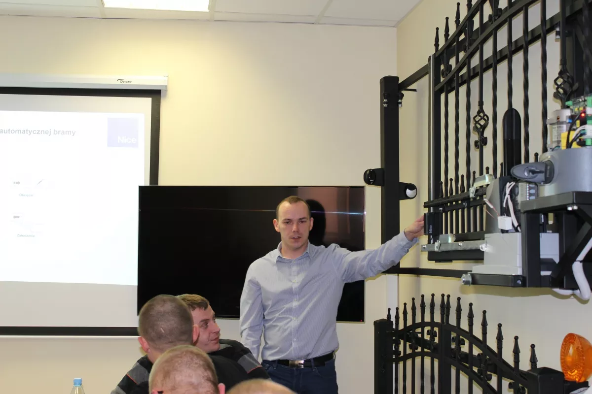 12.02.2016 Szkolenie licencyjne zaawansowane- Automatyka do bram Nice